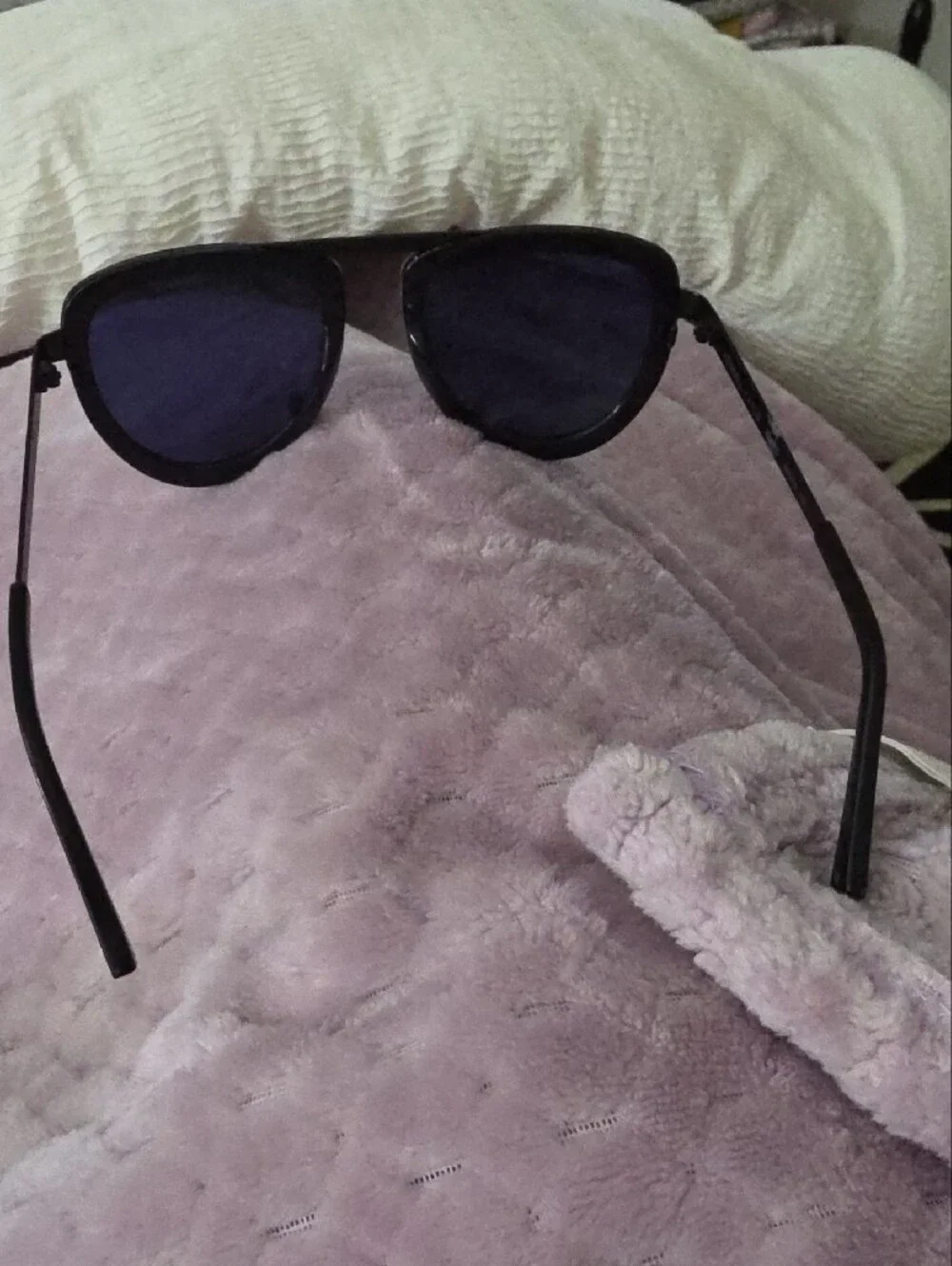 Kendall & Kylie Black Sunglasses